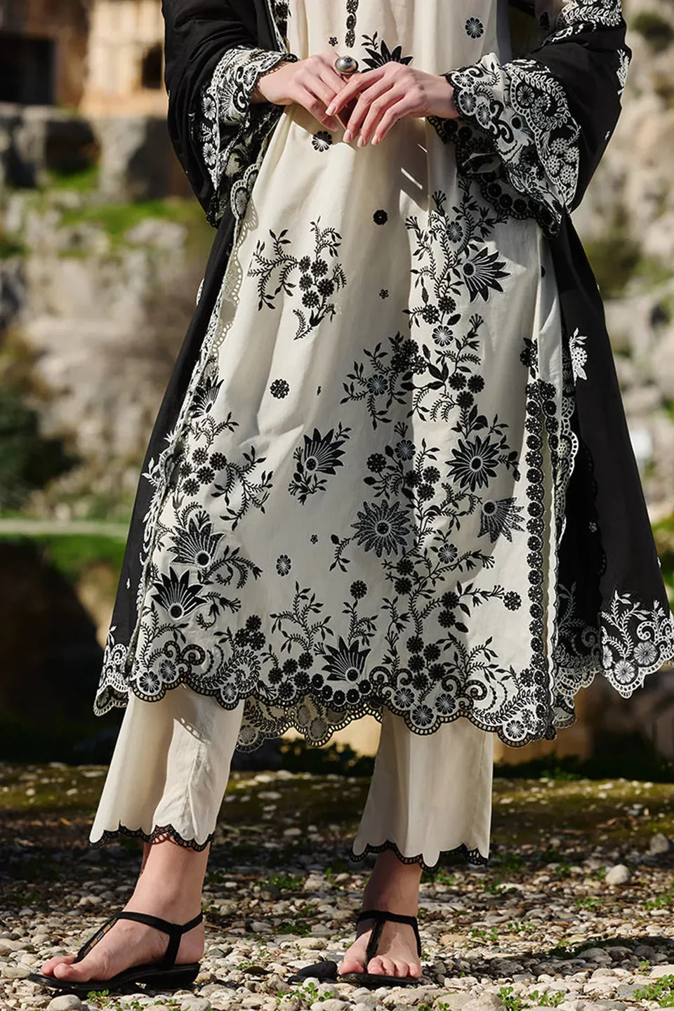 LUXURY PREMIUM EMB 3PC LAWN 2026