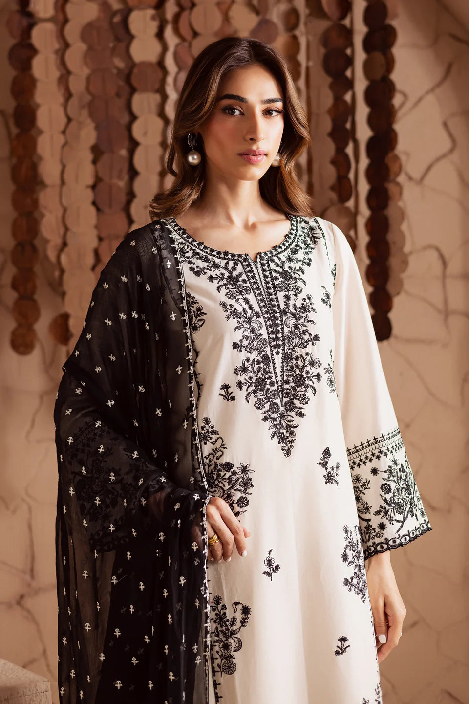 LUXURY PREMIUM EMB 3PC LAWN 2026