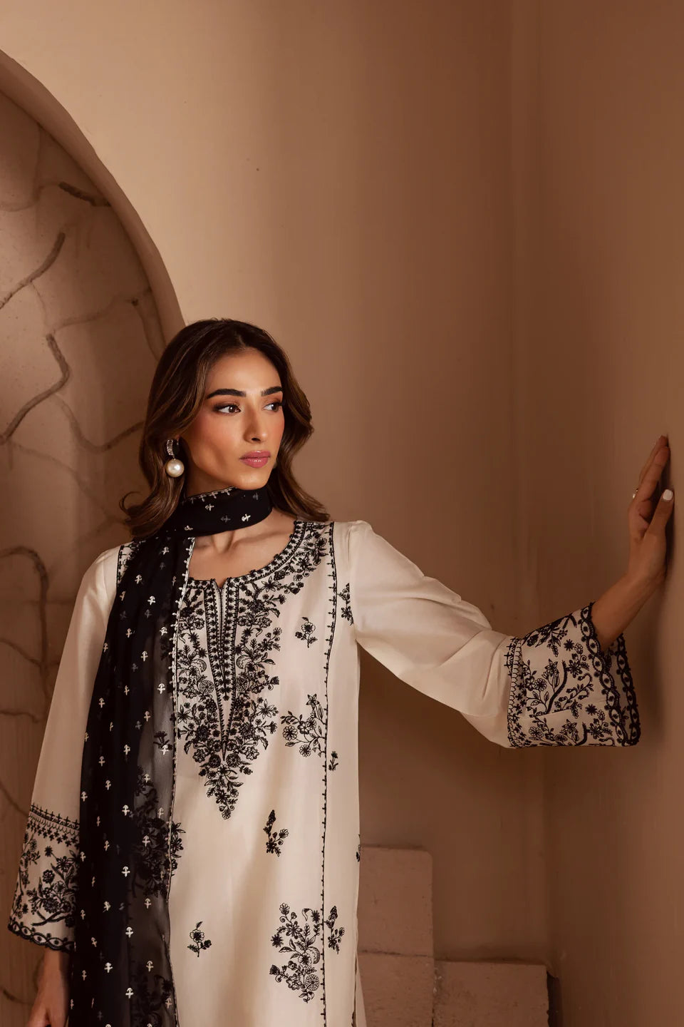 LUXURY PREMIUM EMB 3PC LAWN 2026